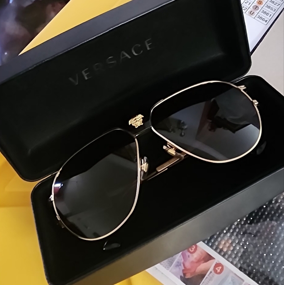 Versace Sunglasses - Picture 2 of 3